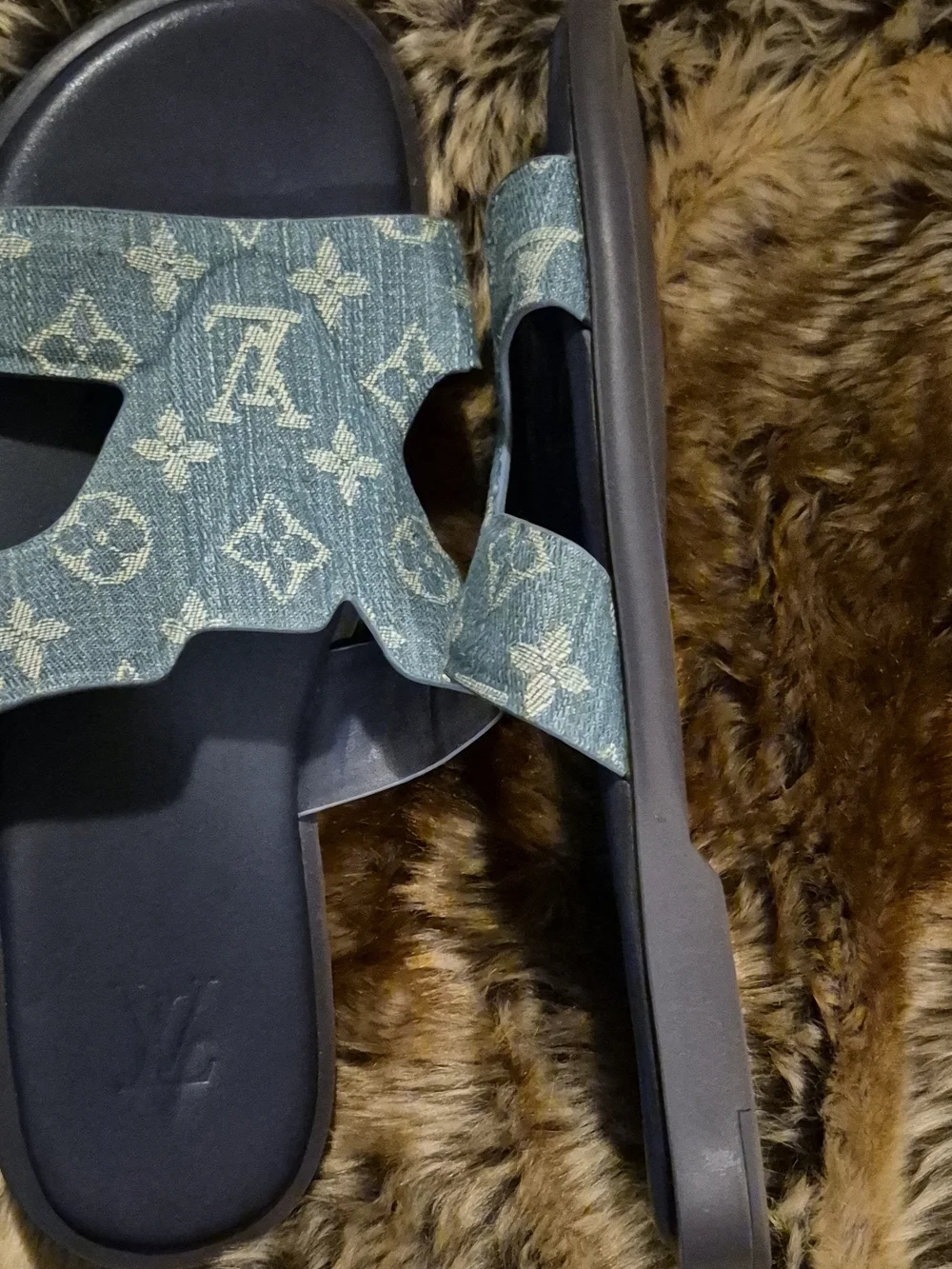 Louis Vuitton Denim Monogram Slide Sandals in Blue and Black - Picture 2 of 2